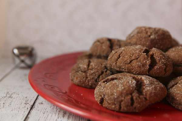 Paleo Ginger Snaps - The Skinny Pear