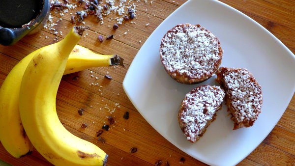 Raw Banana Bites (Gluten free, Paleo, Raw Vegan, Naturally Sweetened) - The Urban Ecolife